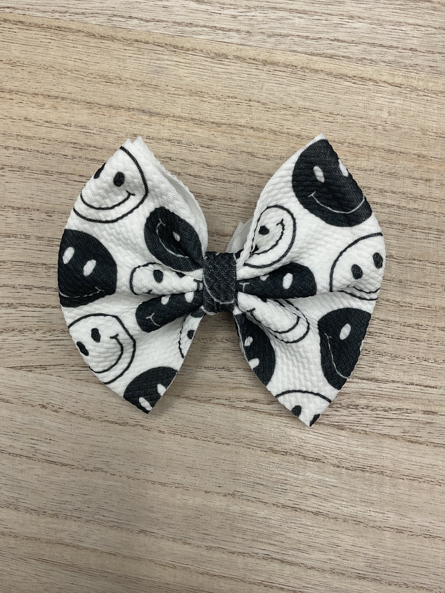 5” Black & White Smiley Face Bullet Fabric Bow